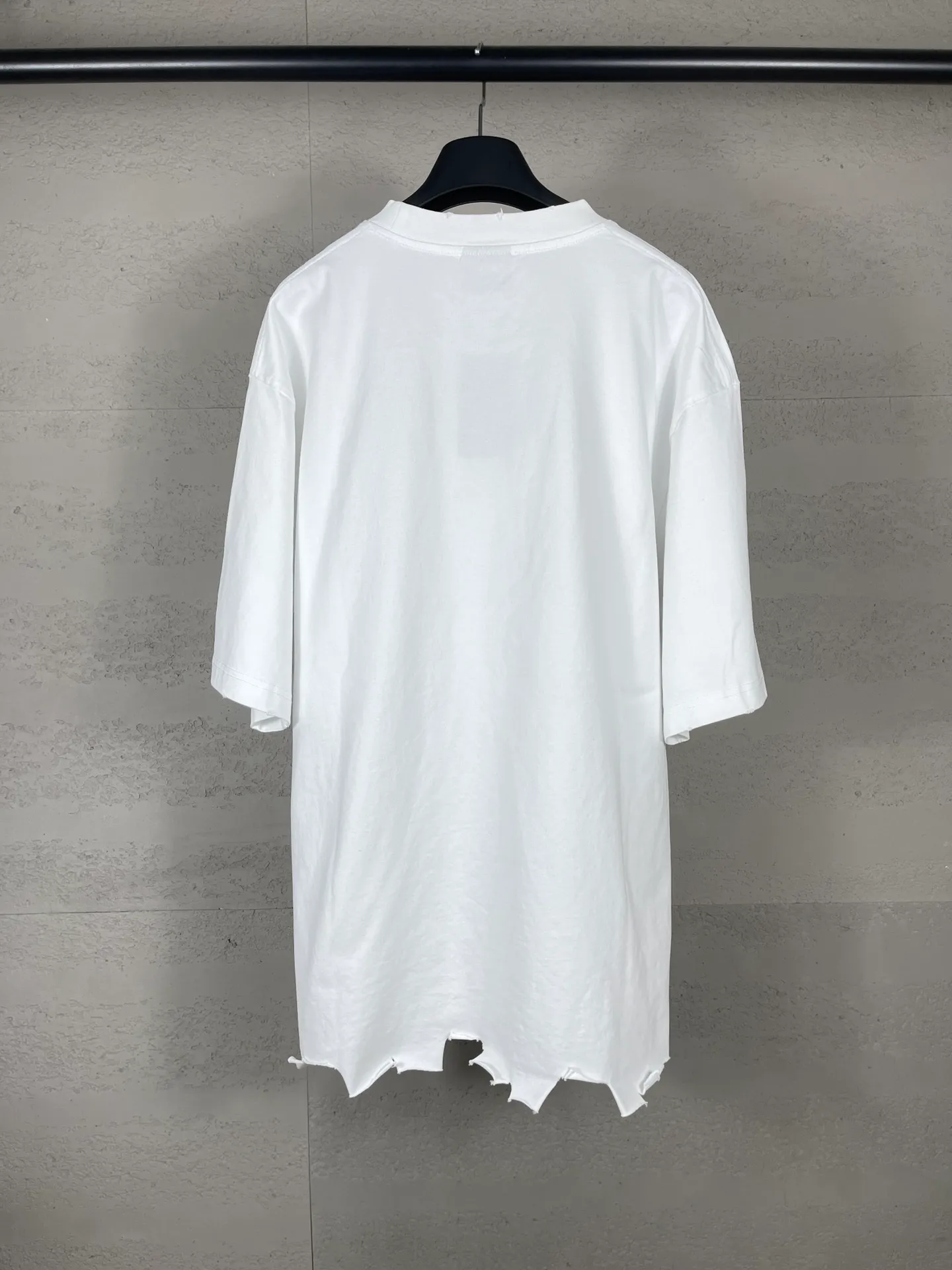 【 . Quality】BALENCI*GA/ #2025New Arrival LOGO T 。 ZP 、 260 ， . ， 。 。Classic LOGO 。 。 , OS . Same Style ：BL 253651 ： ，White Size：XS S M L
